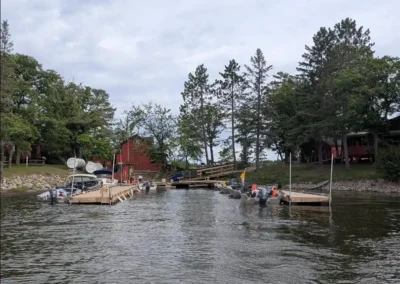 Waterfront docks and cabins at Grassy Narrows Lodge on Lake of the Woods